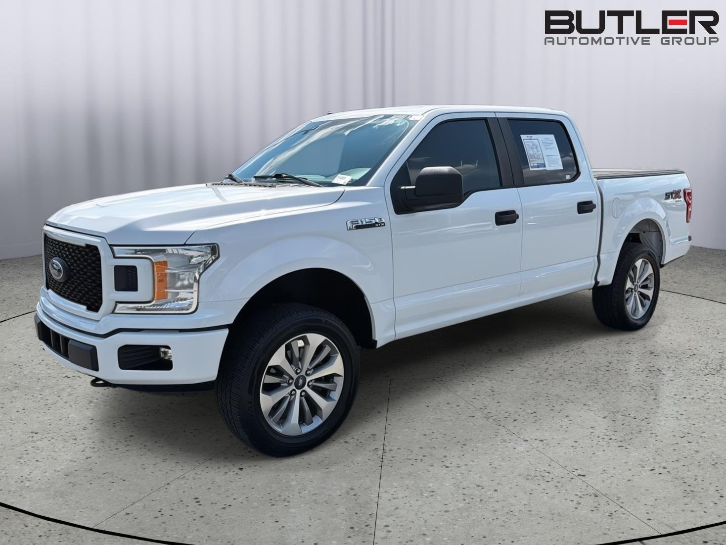 Used 2018 Oxford White Ford XL image 1
