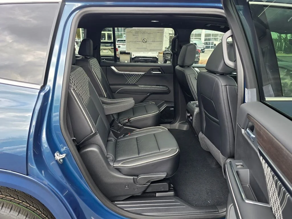 2026 GMC Acadia Denali - Photo 34