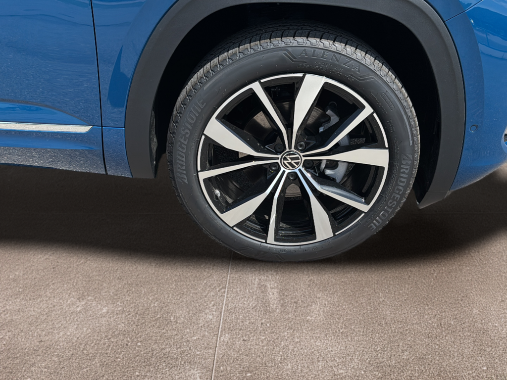 New 2026 Blue Volkswagen 2.0T SEL Premium R-Line image 9