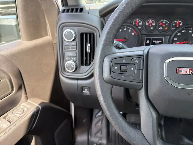 New 2026 Summit White GMC Pro image 22