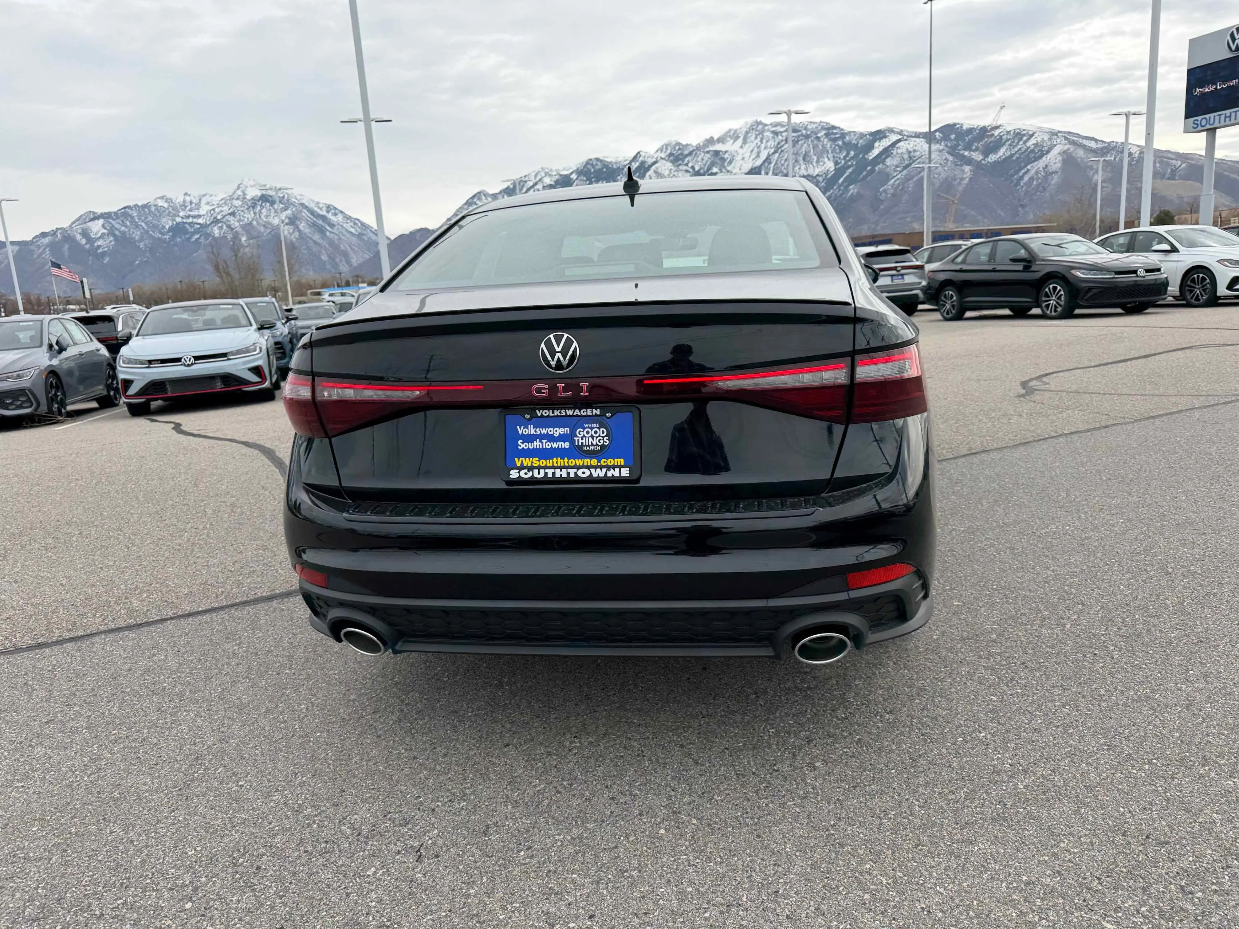 New 2026 Deep Black Volkswagen Autobahn image 9