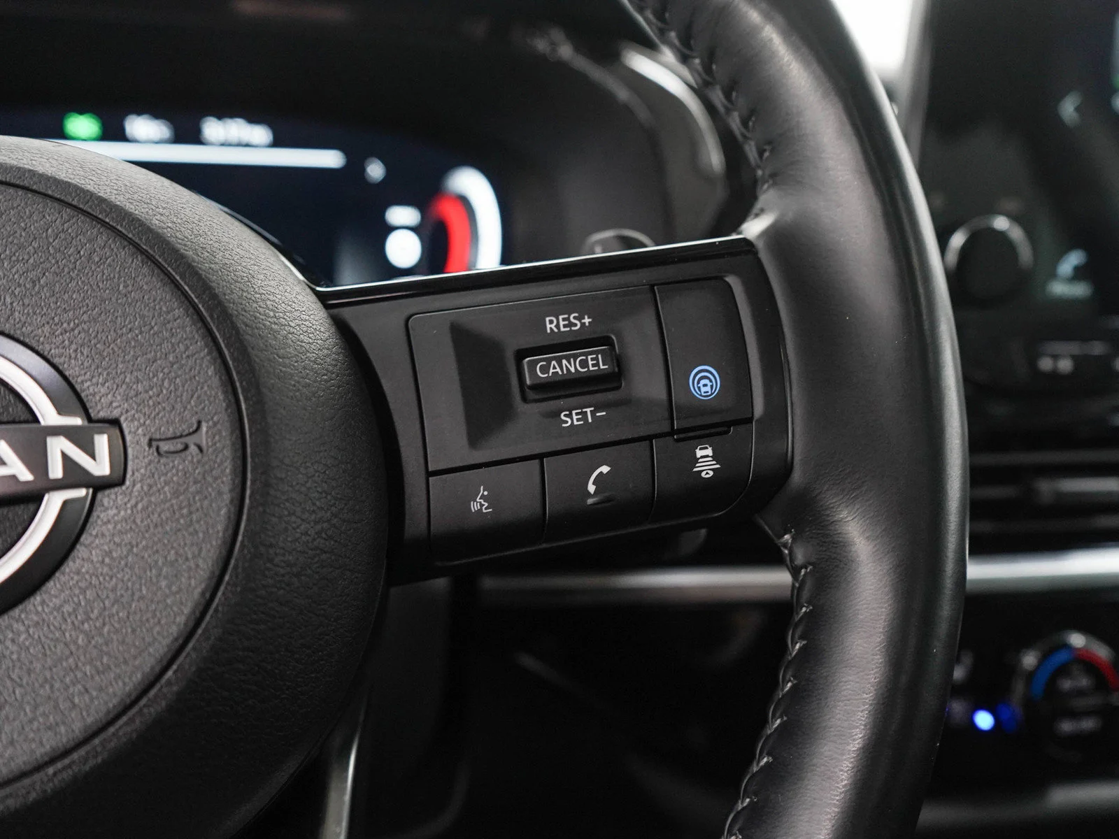 Used 2022 Deep Ocean Blue Pearl Nissan Platinum image 28