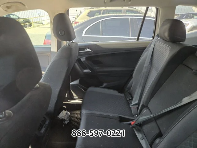 Used 2021 Pure White Volkswagen 2.0T S image 9