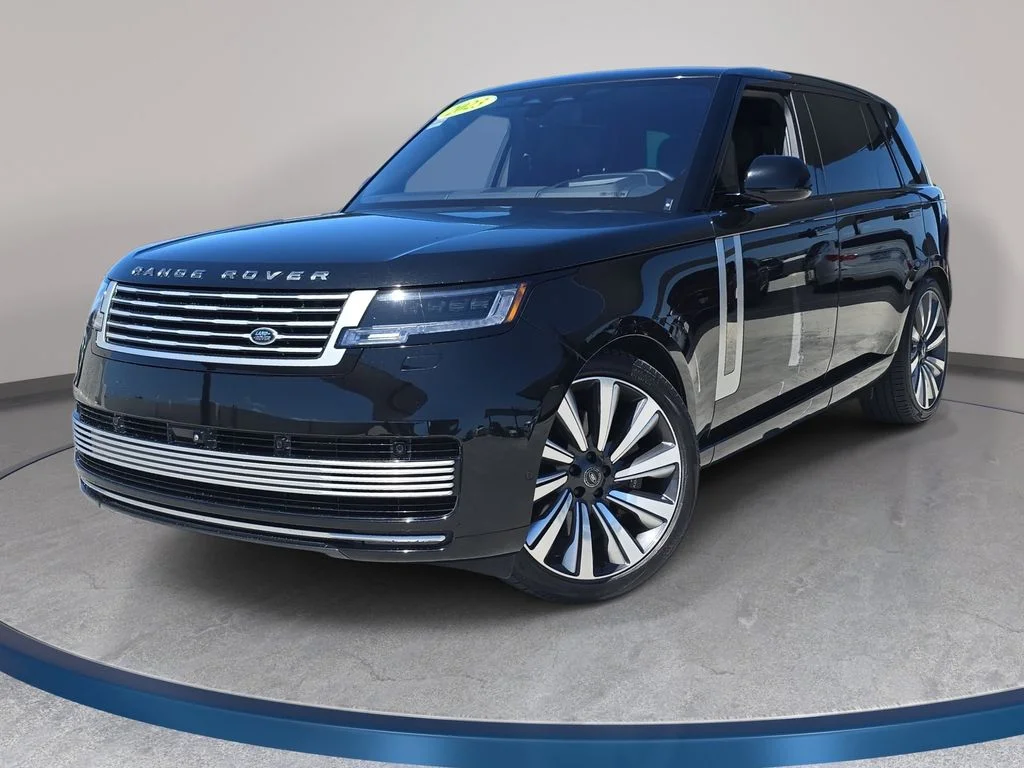 2023 Land Rover Range Rover 4.4 SV LWB's photo