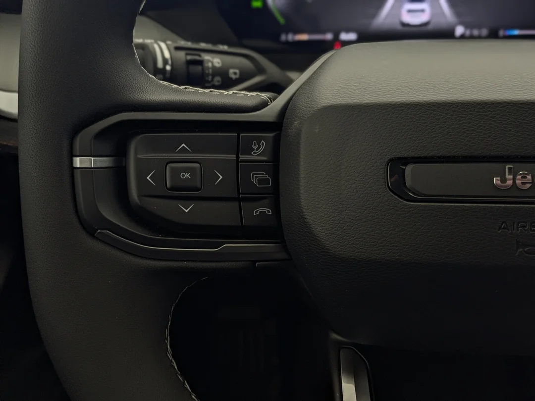 New 2026 Grey Jeep Limited - - 4x4 - Preferred Package 23G - Mopar Interior Protection Pckge-  Pano Sunroof & More! image 17