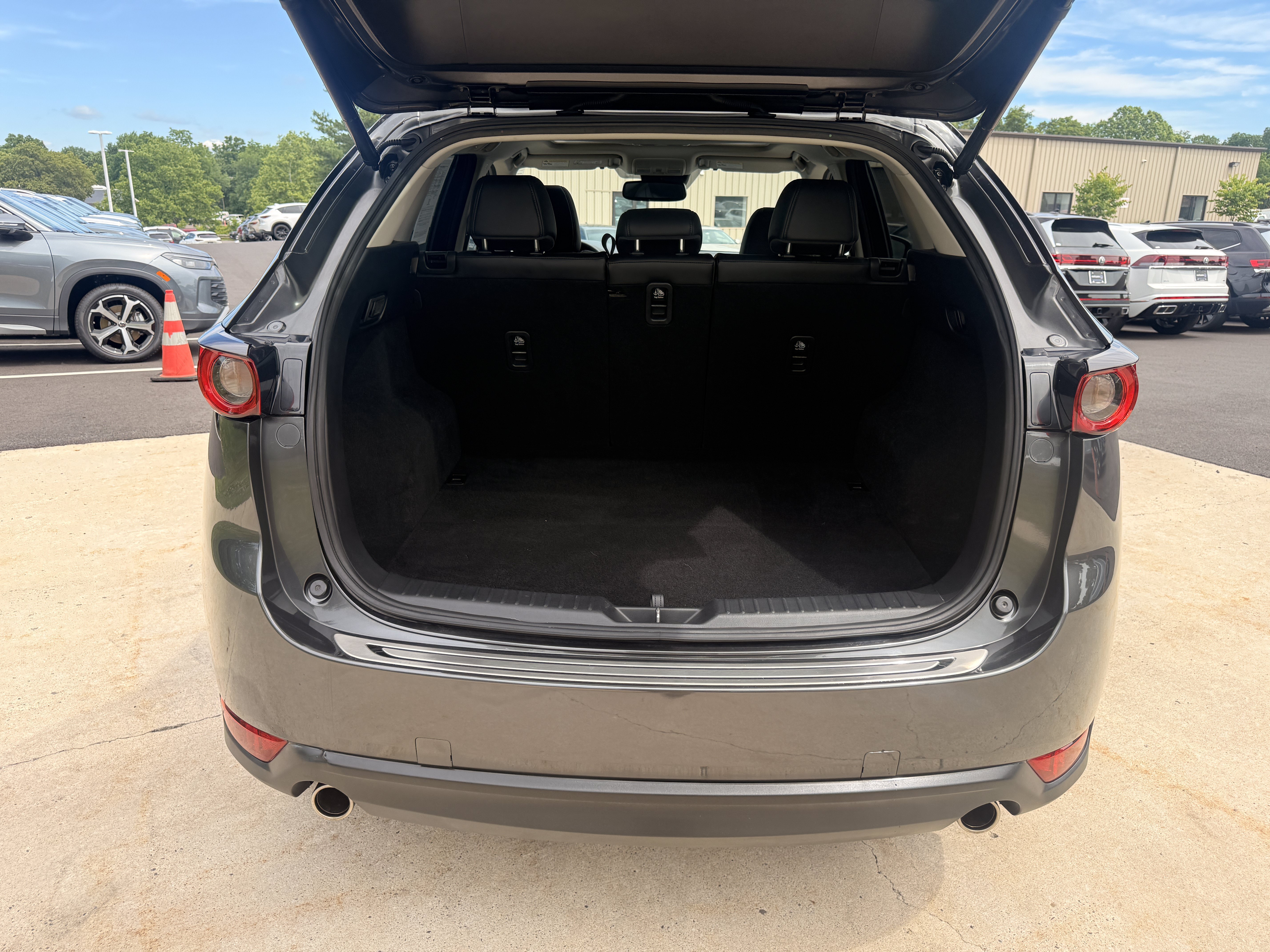 Used 2018 Machine Gray Metallic Mazda Touring image 14