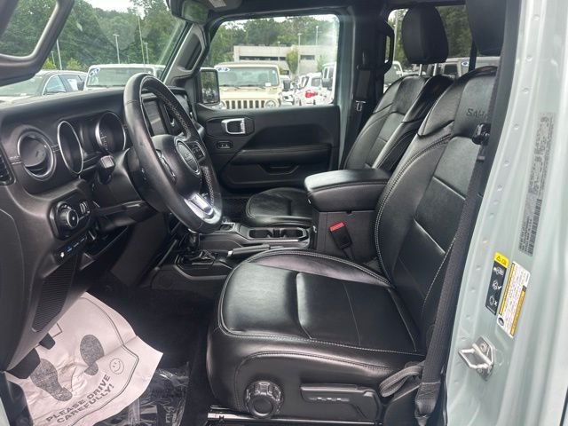 Used 2023  Jeep Sahara 4xe image 11