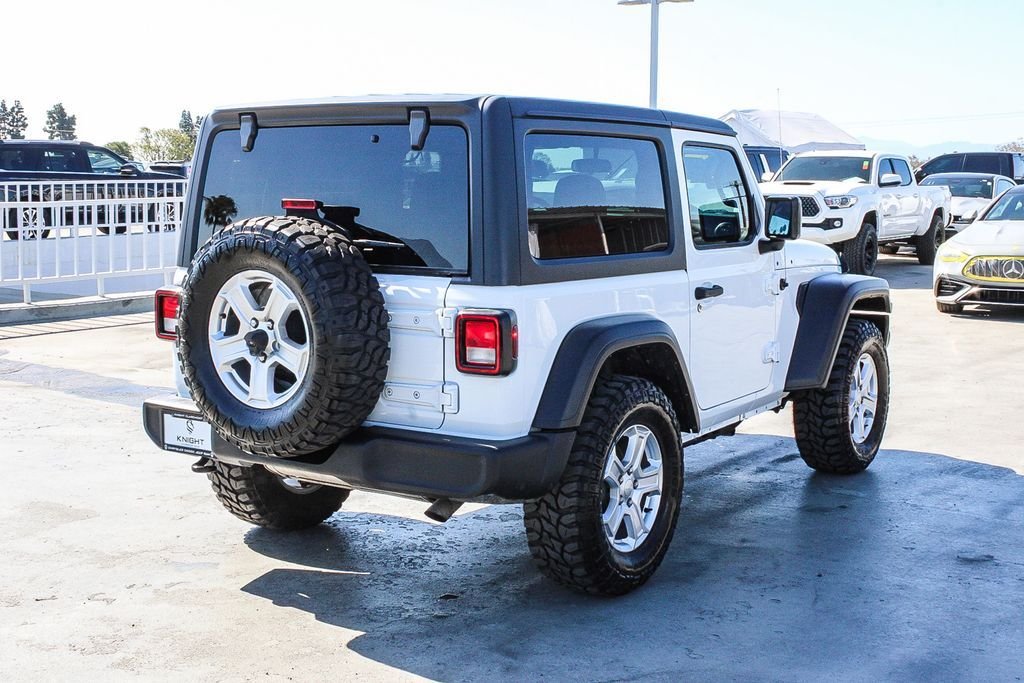 Used 2020 Bright White Clearcoat Jeep Sport S image 9