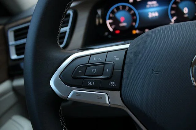 2026 Volkswagen Atlas SE w/Tech - Photo 13
