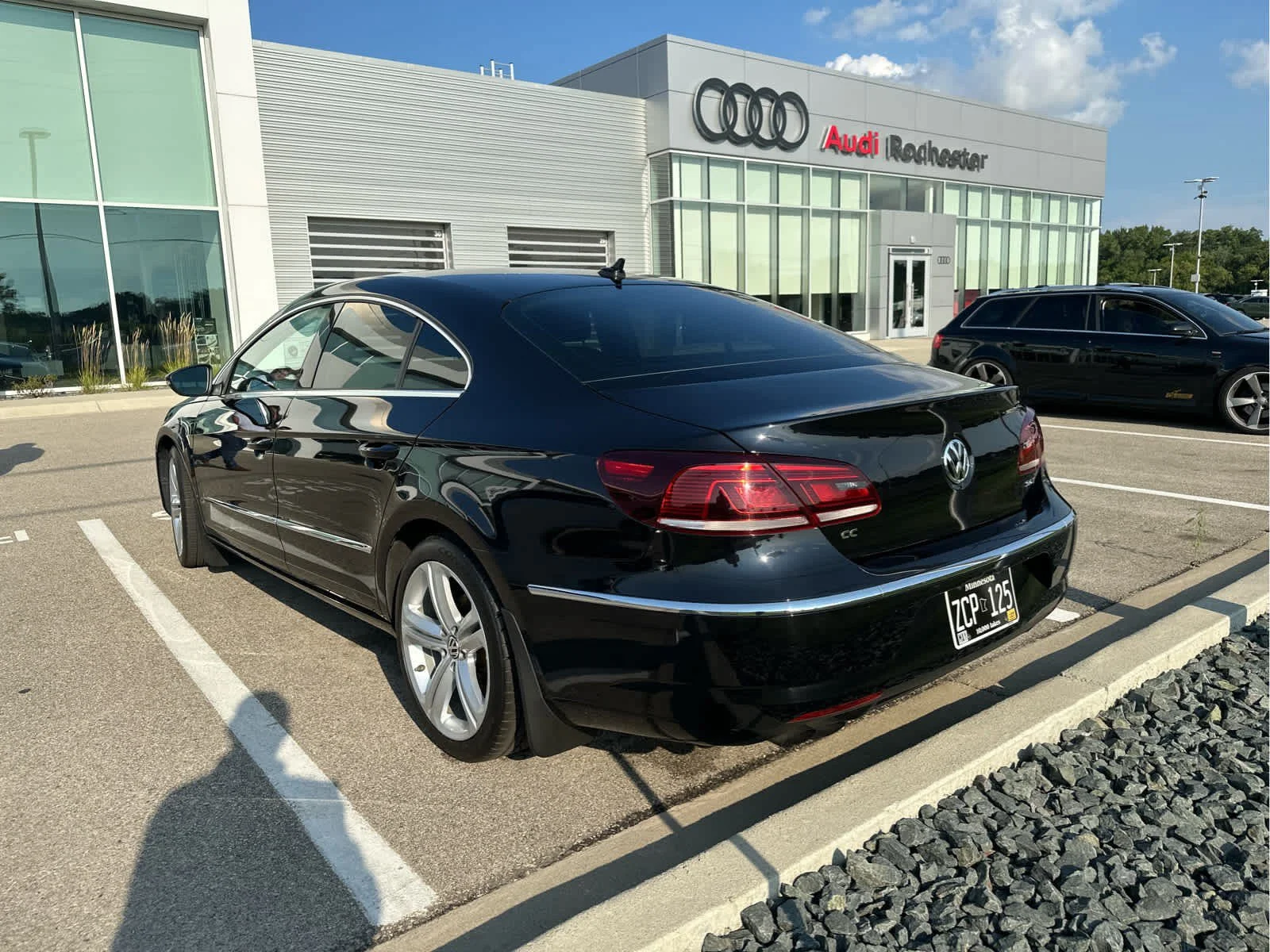 Used 2013 Deep Black Metallic Volkswagen Sport Plus image 5