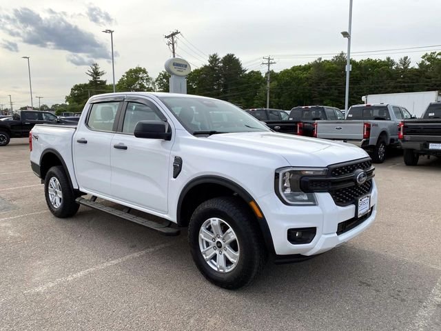 Used 2025 White Ford XL image 1