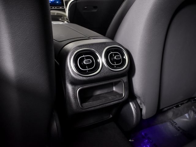 New 2027 Black Mercedes-Benz GLC 350e image 38