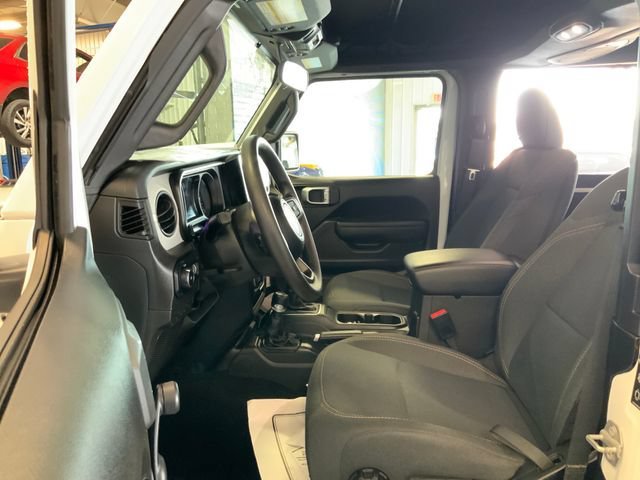 Used 2024 White Jeep Sport image 15