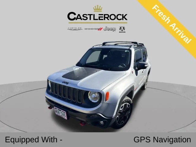 Used 2017 Silver Jeep Trailhawk image 1