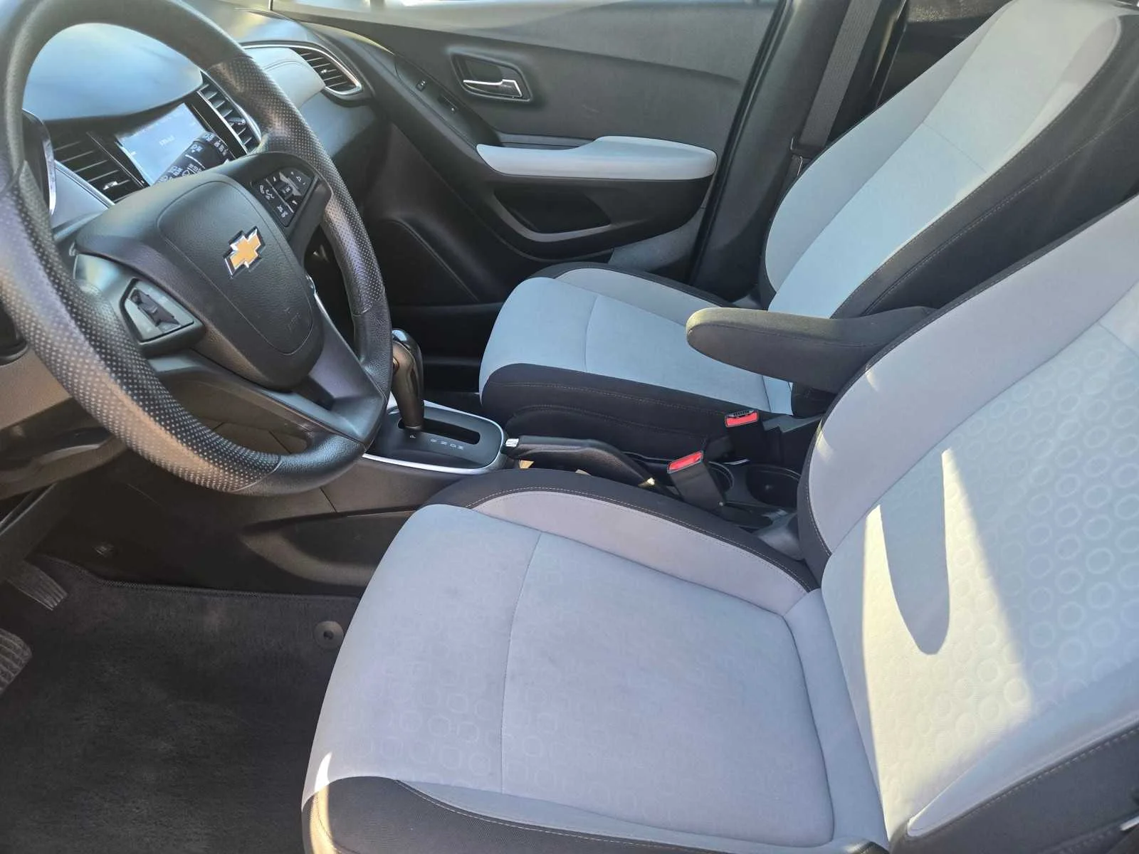 Used 2022 Midnight Blue Metallic Chevrolet LS image 21