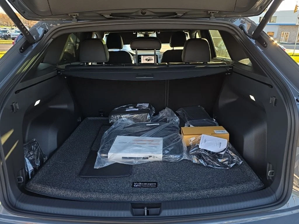 2026 Volkswagen Atlas Cross Sport SE w/Tech - Photo 33