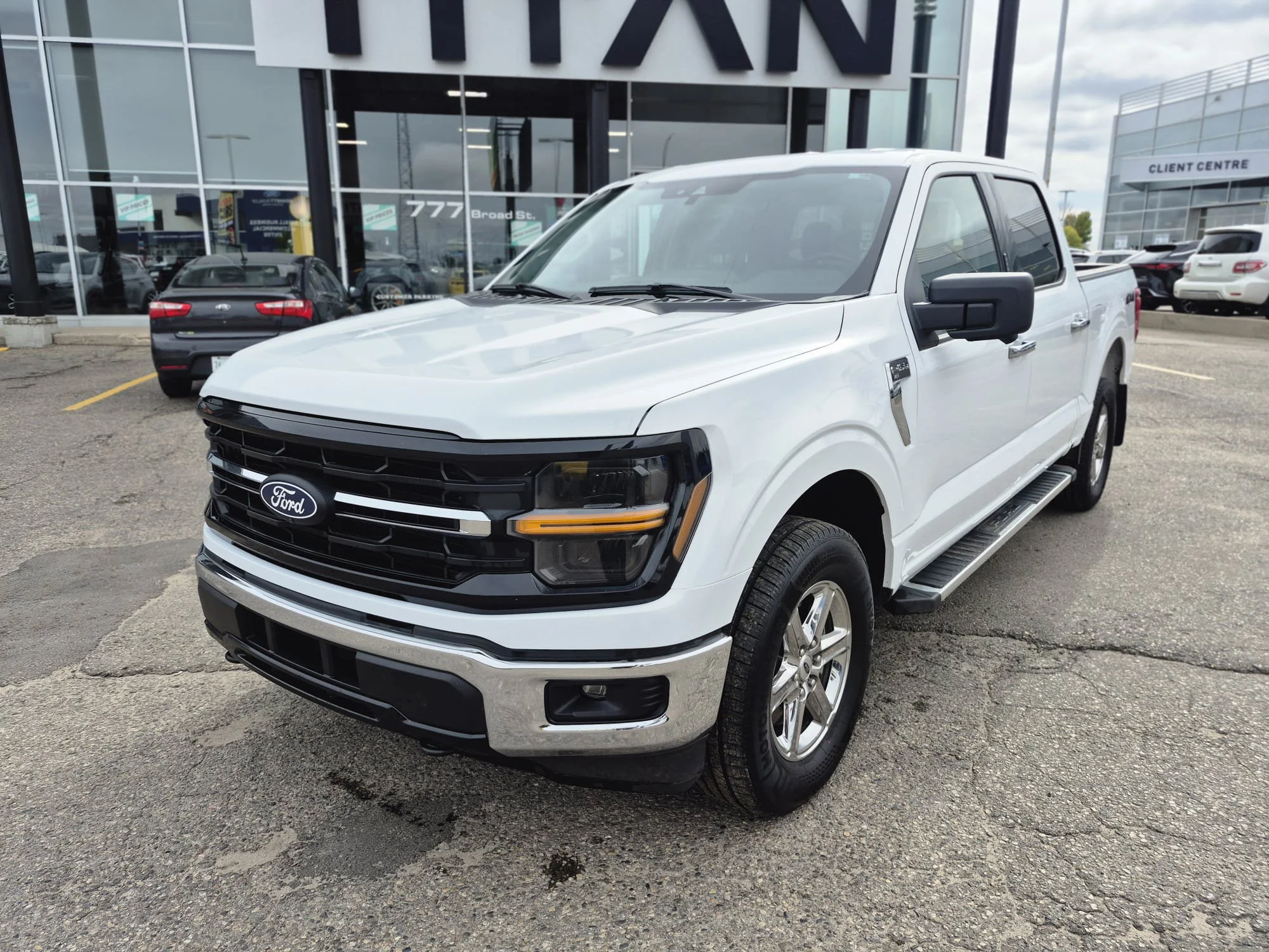 Certified Used 2024 Oxford White Ford XLT 4WD*SuperCrew | 6 Pass | 3.5L V6 | Nav | Park Assist | Tow Pkg | Side Steps | Lane Keep Assist image 3
