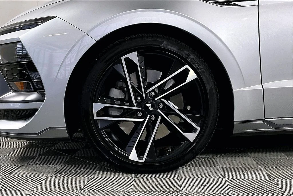 Used 2025 Silver Hyundai N Line image 8