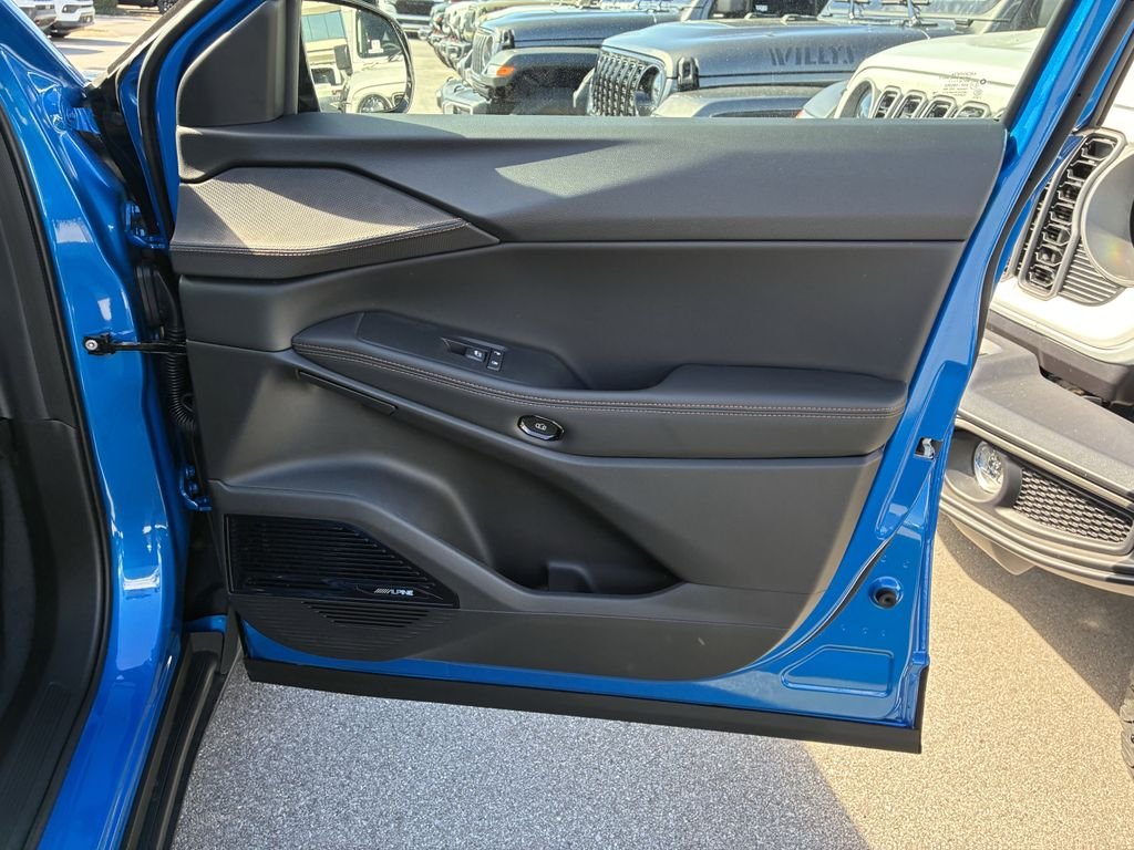 New 2026 Hydro Blue Pearlcoat Jeep Limited image 32