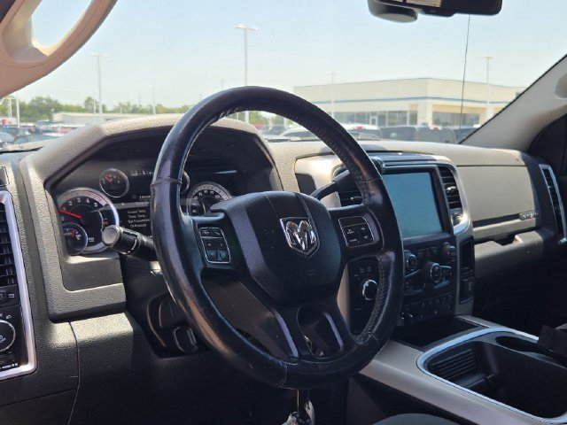 Used 2016 Bright White Clearcoat Ram Lone Star image 13