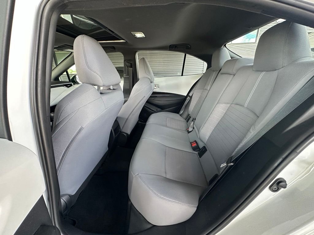Used 2022 White Toyota SE image 24