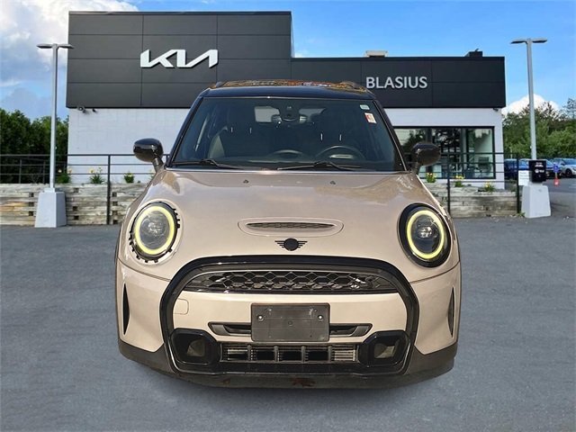 2022 Mini Cooper 4 Door Hardtop S photo 3