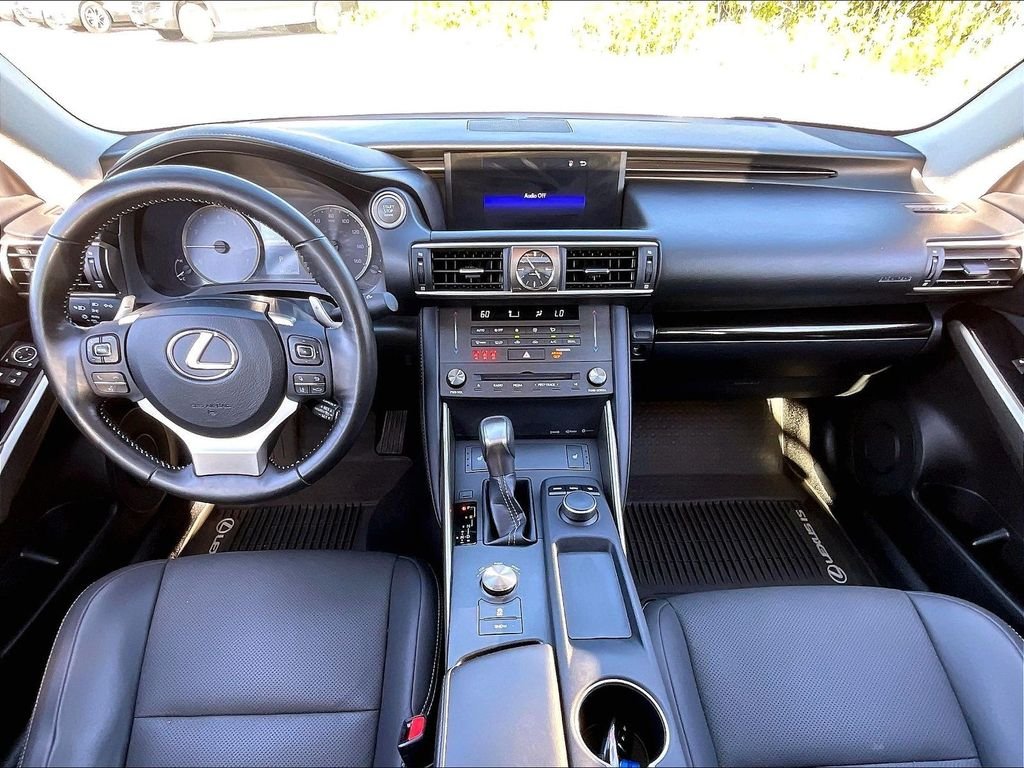 Used 2019 Eminent White Pearl Lexus 300 image 20