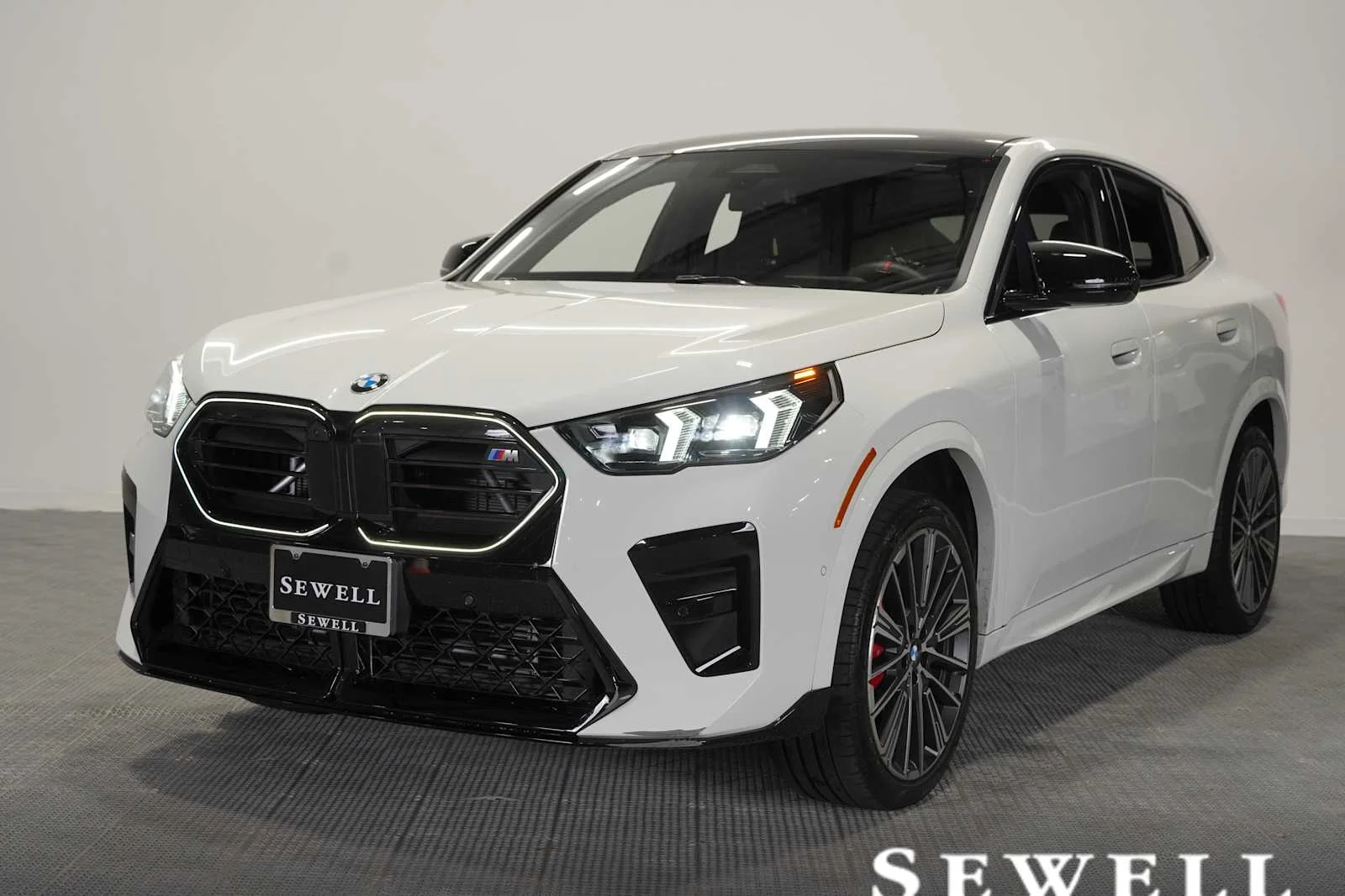 2026 BMW X2 M35i's photo