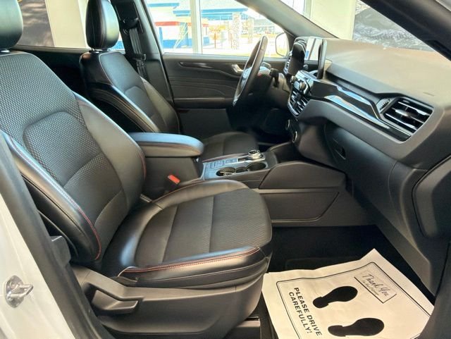 Used 2025 Silver Ford ST-Line Select image 10