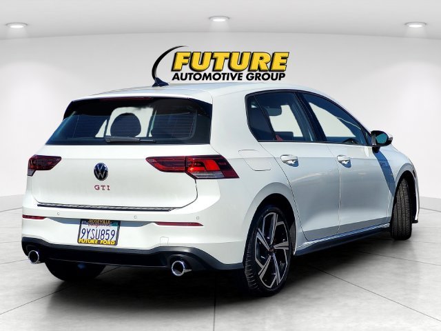 Used 2026  Volkswagen SE image 4