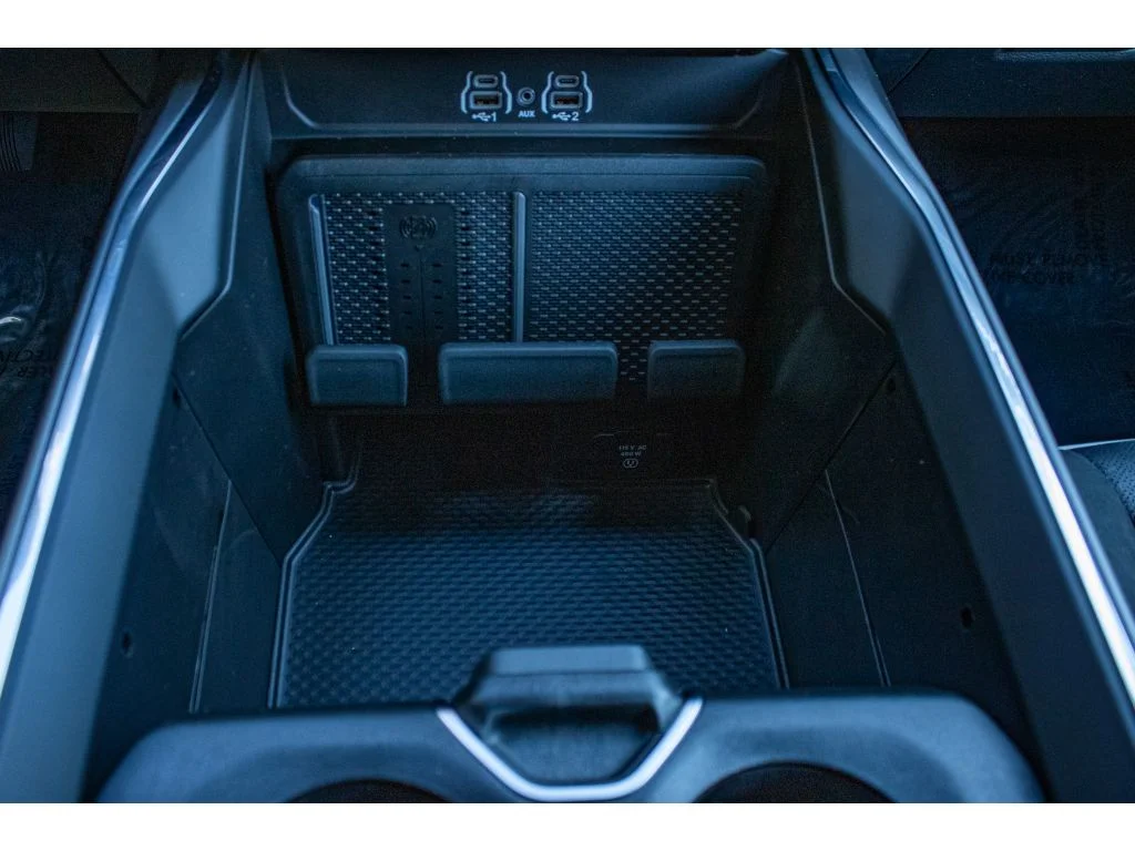 2026 RAM 1500 Laramie - Photo 32