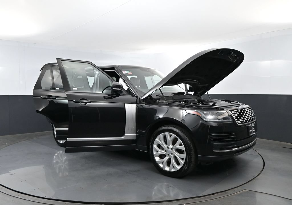 Used 2021 Santorini Black Metallic Land Rover Westminster image 28