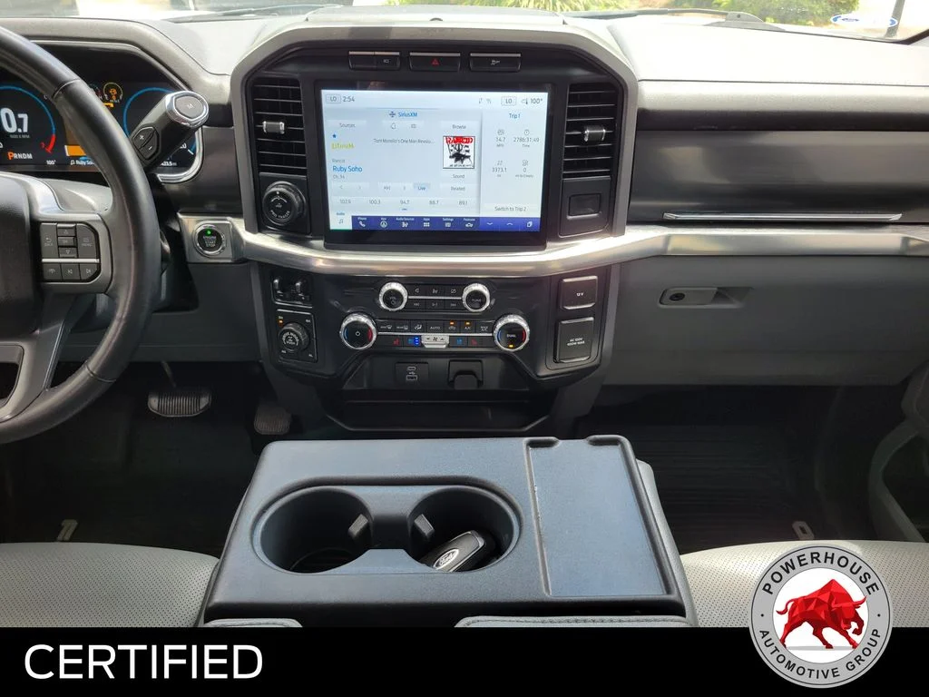Used 2022 White Ford Lariat image 20
