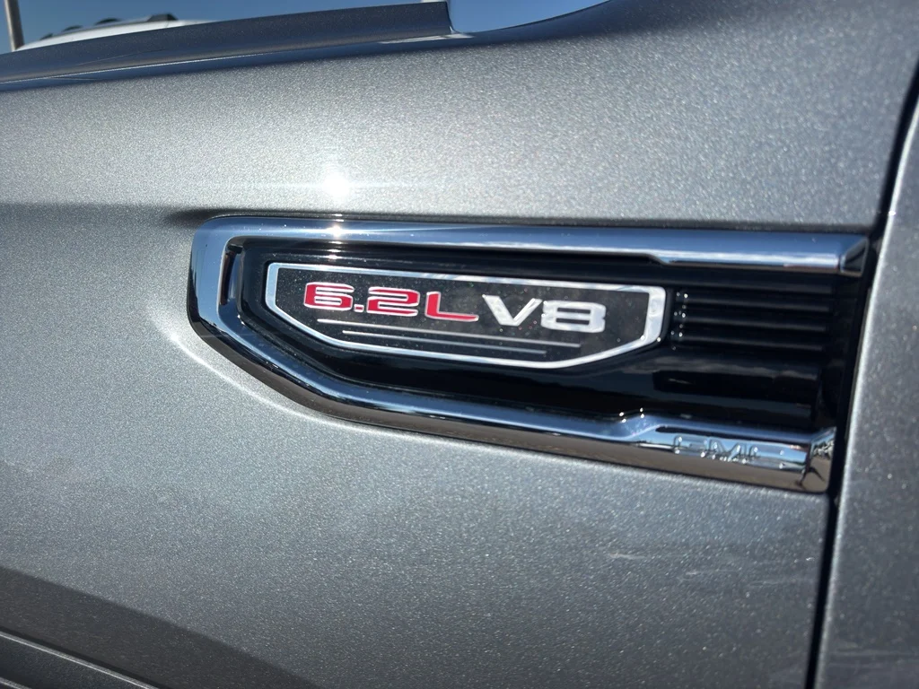 Used 2020 Satin Steel Metallic GMC Denali image 10