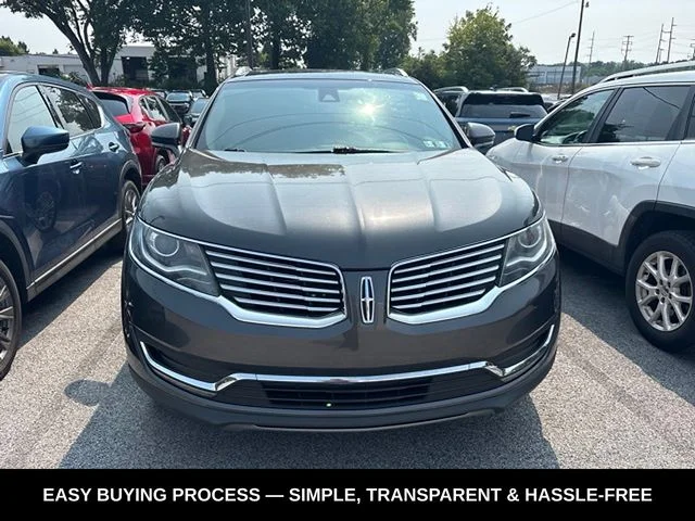 Used 2018 Gray Lincoln Reserve image 3