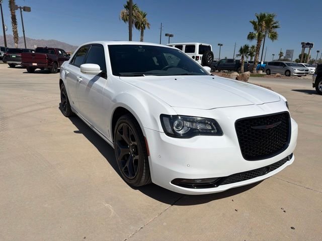 Used 2021 White Chrysler S image 2