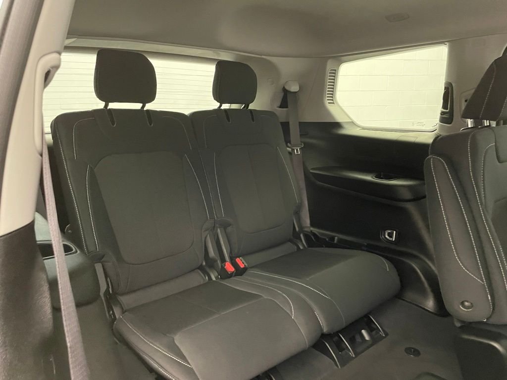 Certified Used 2023 White Jeep Laredo image 28