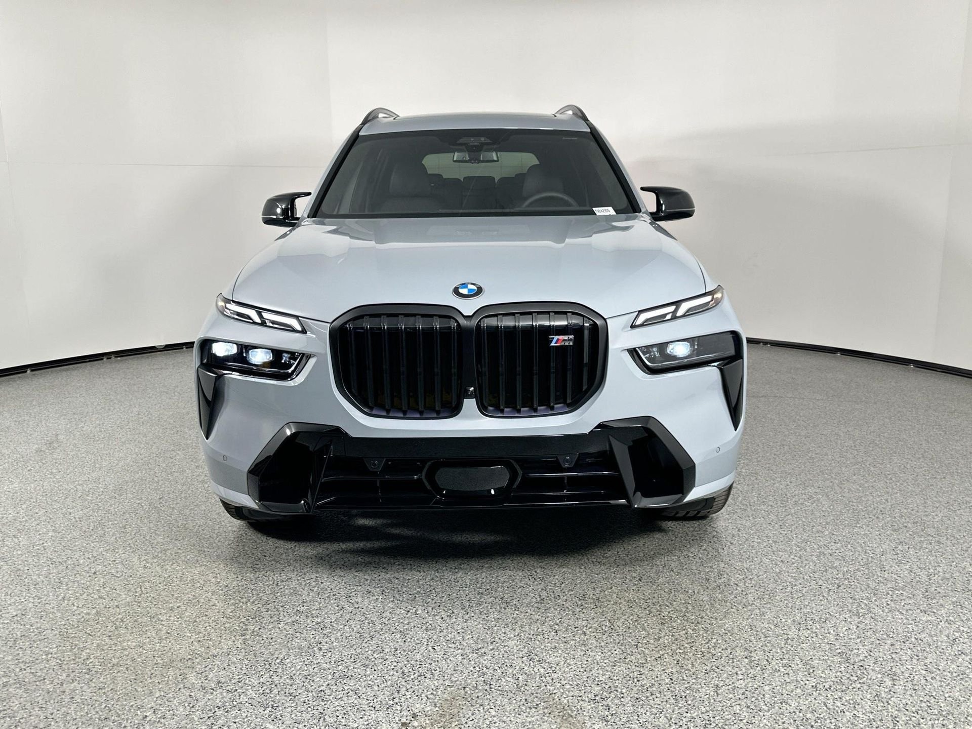 2026 Bmw X7 M60i photo 2