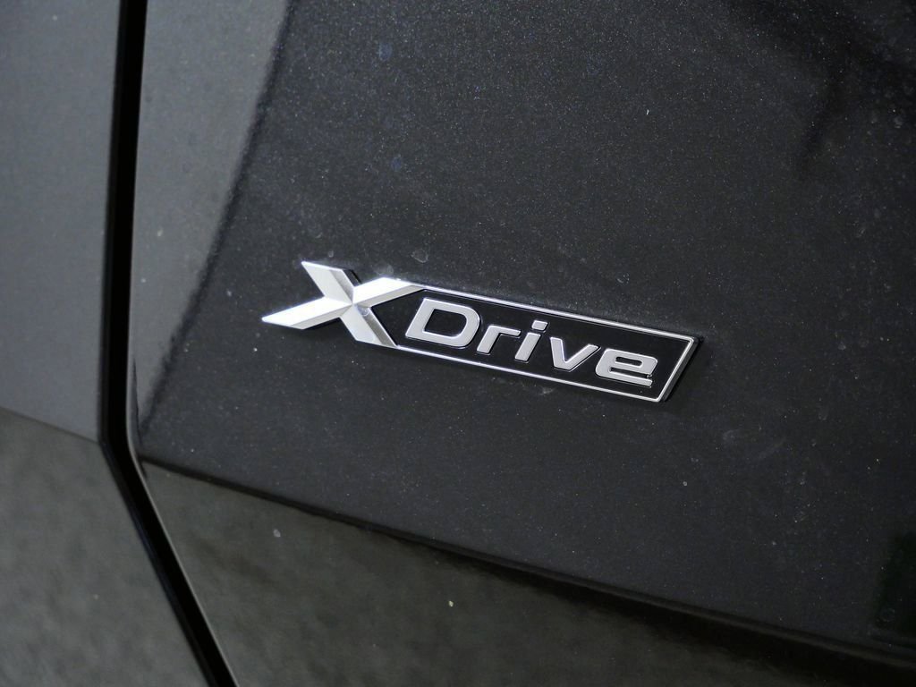 2026 BMW X3 30 - Photo 16