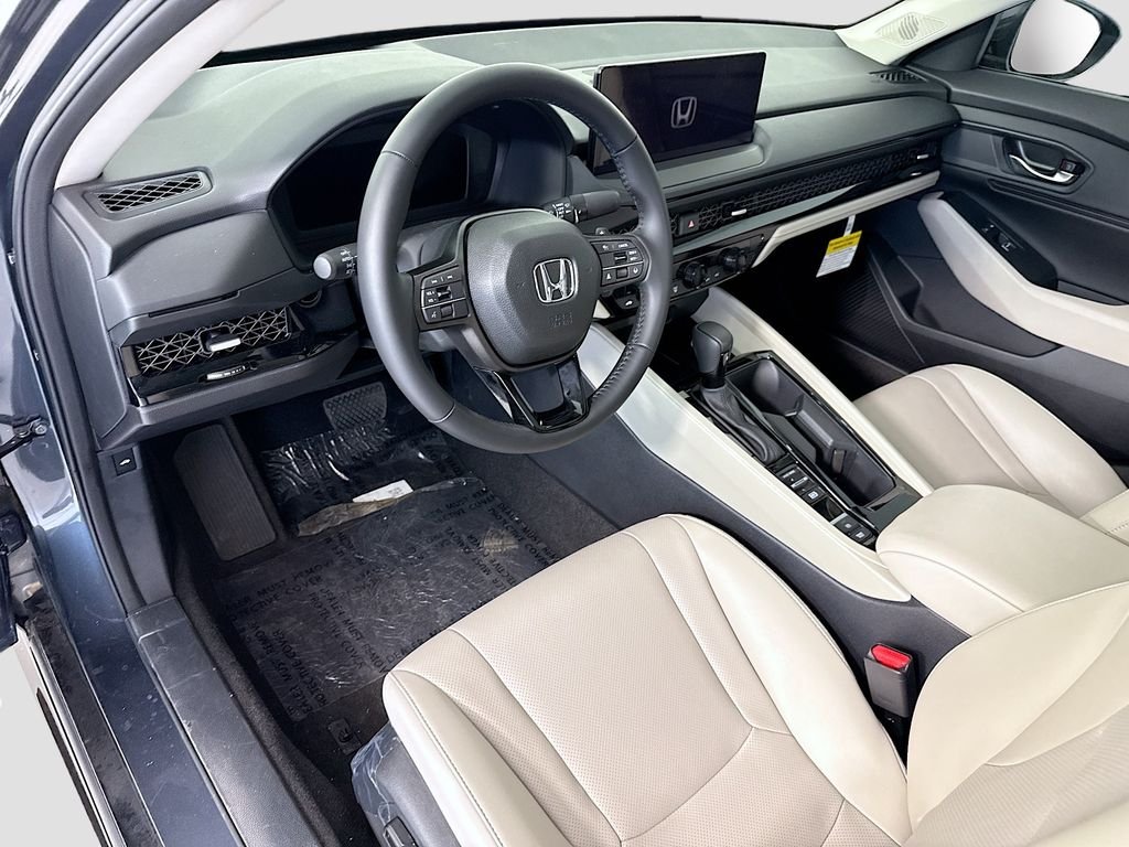 2026 Honda Accord Hybrid EX-L - Photo 9