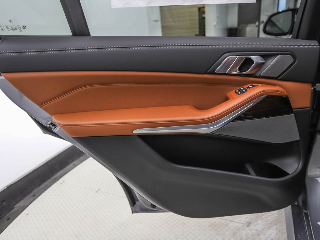 New 2027 Gray Metallic BMW M60i image 20