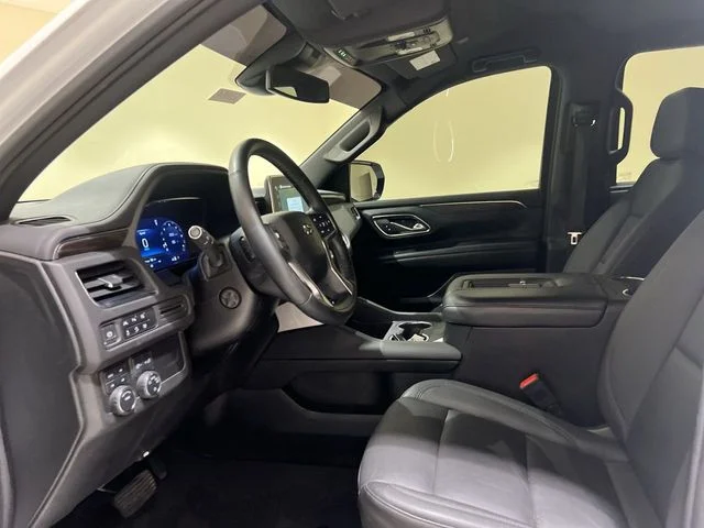Used 2024 Summit White Chevrolet Z71 image 18
