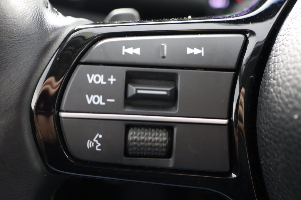 Used 2024  Honda Touring image 11