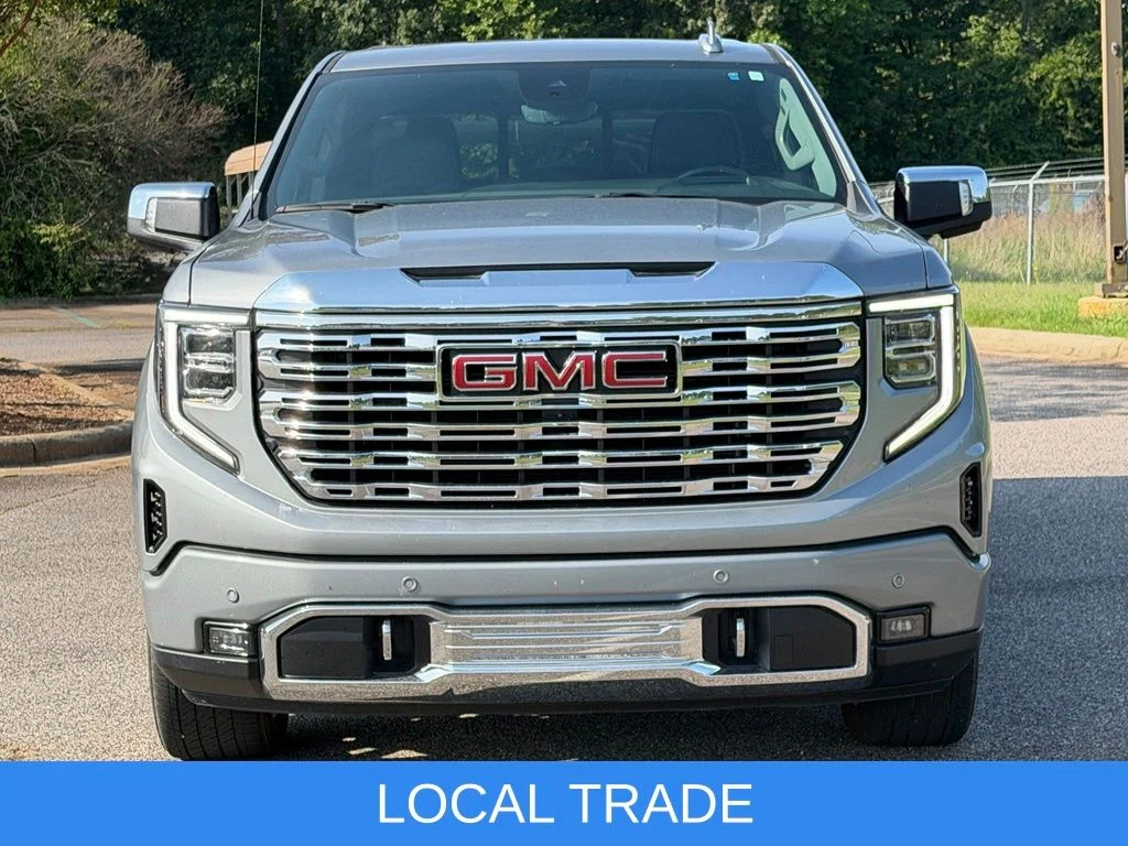 Used 2025 Silver GMC Denali image 2