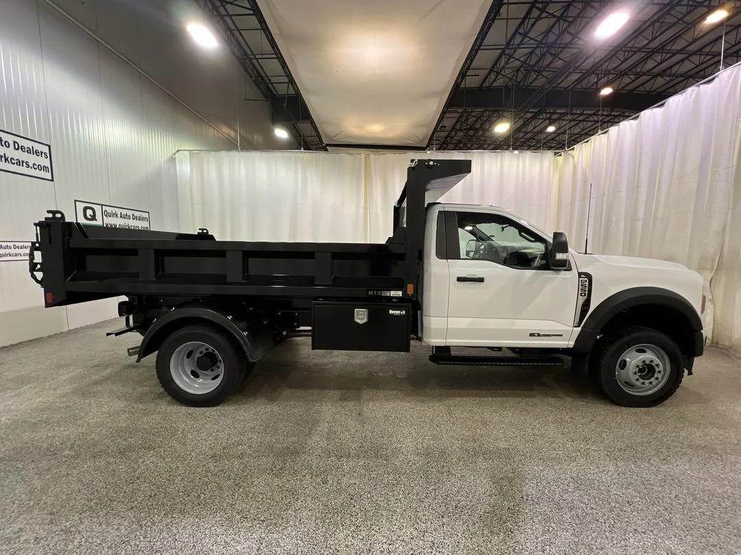 New 2026 Oxford White Ford F-550® XL image 5