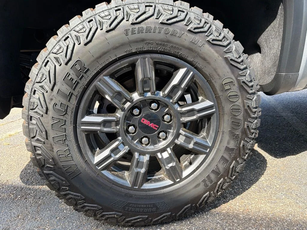 New 2026 Sterling Metallic GMC AT4X image 36