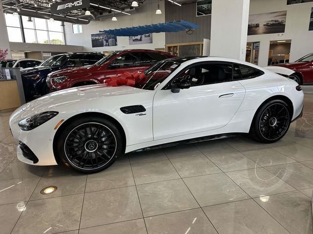2026 Mercedes-Benz AMG GT Coupe 43 - Photo 10