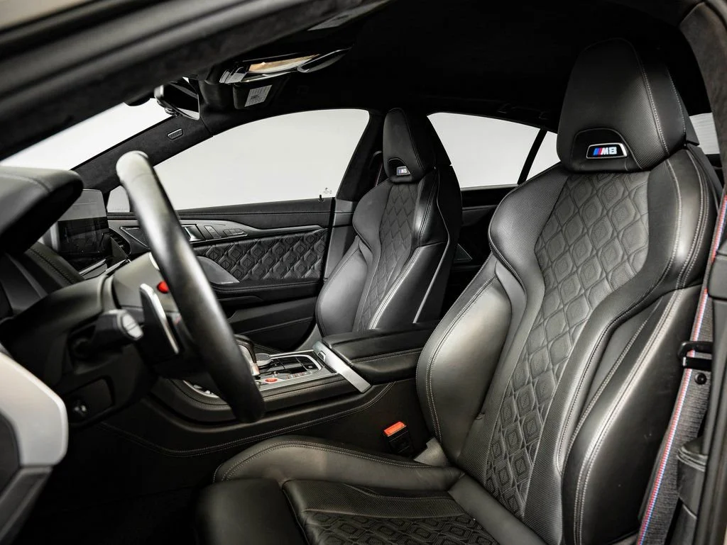 Used 2023 Chalk BMW Competition image 22