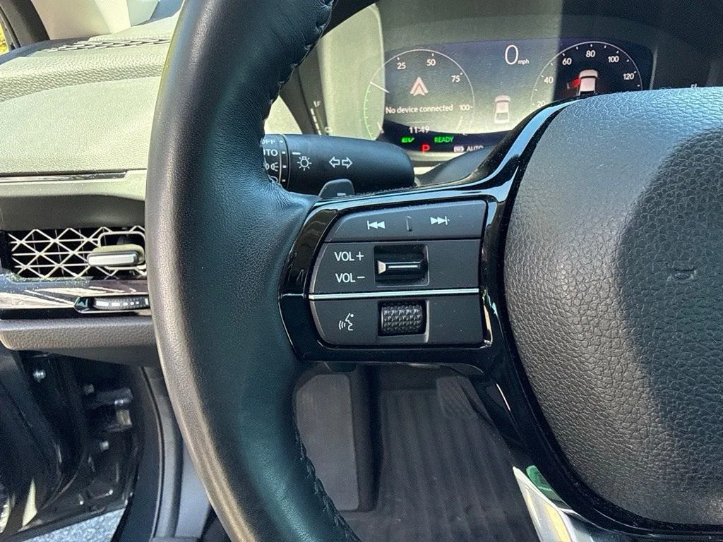 Used 2023 Canyon River Blue Metallic Honda Touring image 11