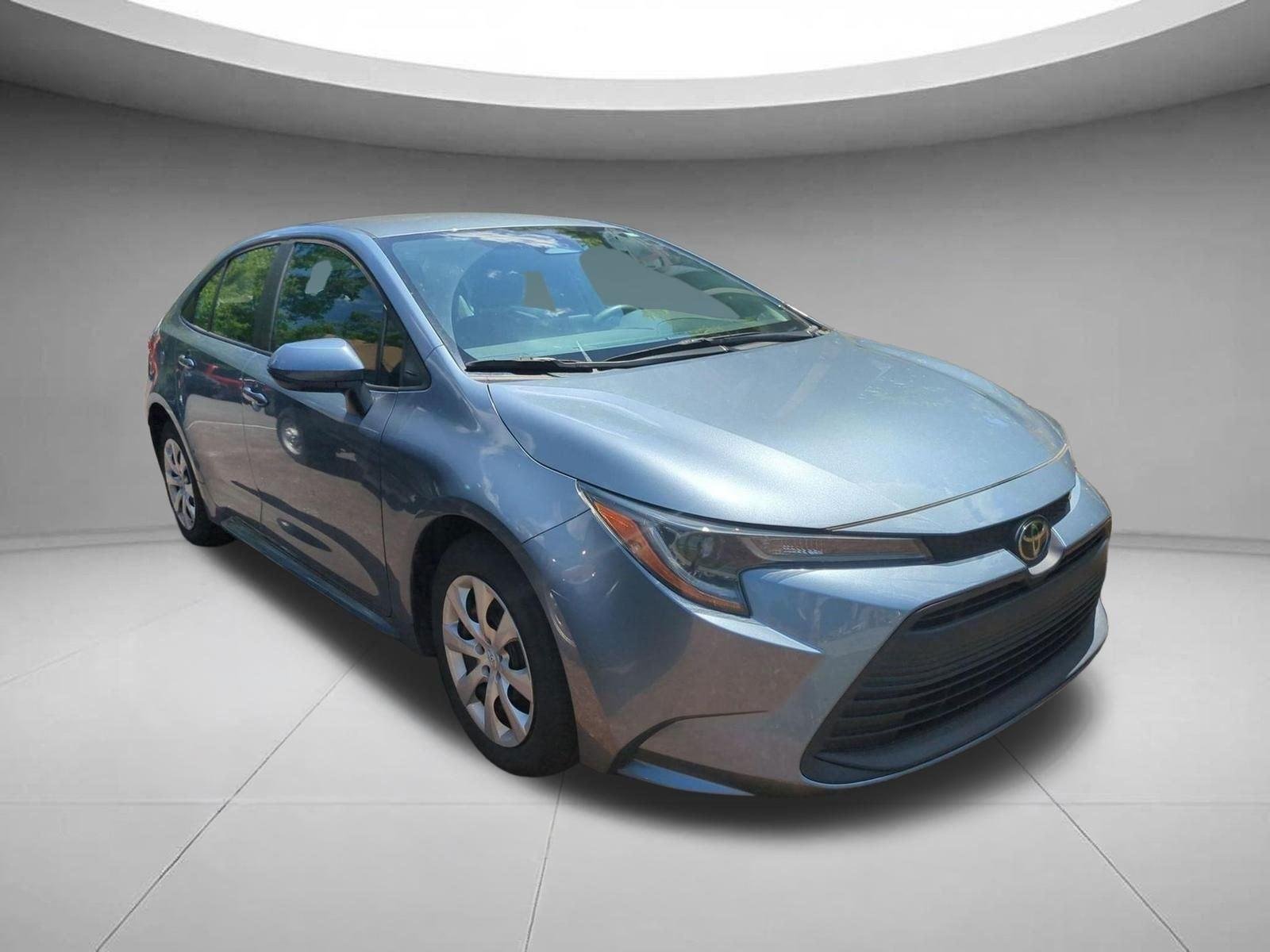 Used 2023 Celestite Toyota LE image 3